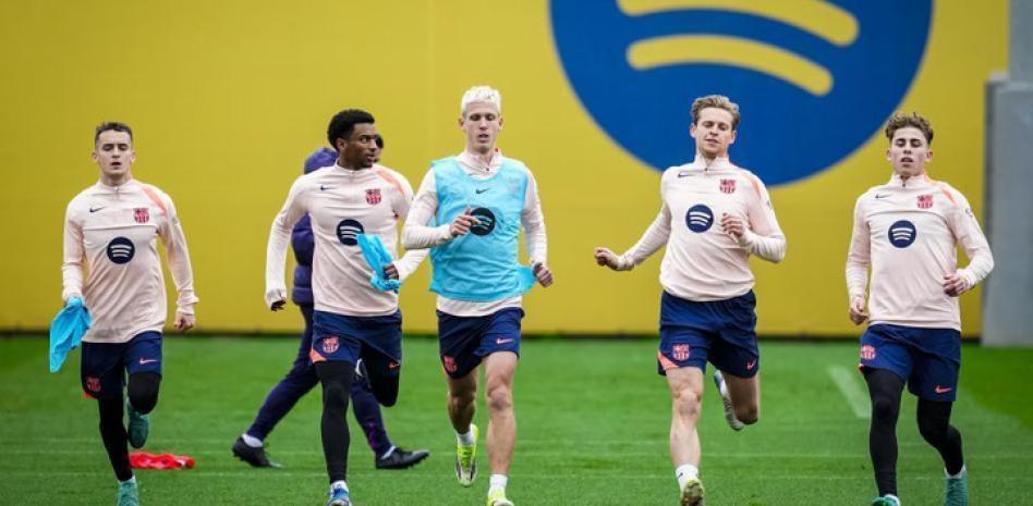 半岛体育官网-世体：费兰今日单独进行恢复训练，能否出战周末联赛存疑